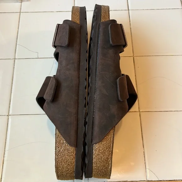New Birkenstock Arizona Oiled Leather Brown Sandals Size 10 - Picture 4 of 12